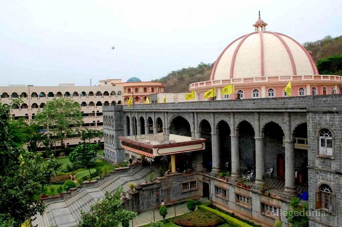 top MBA colleges in Pune