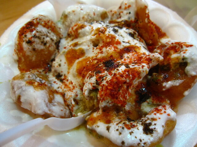 Chaat With Spicy Saunth Chutey