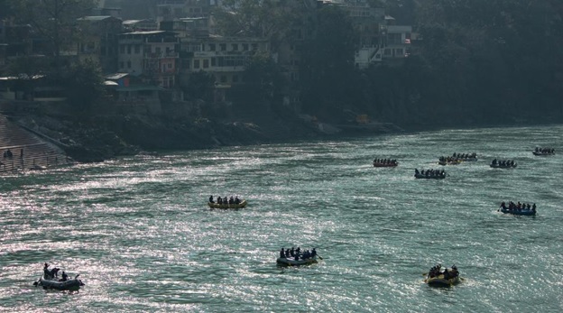 river rafting in rishikesh